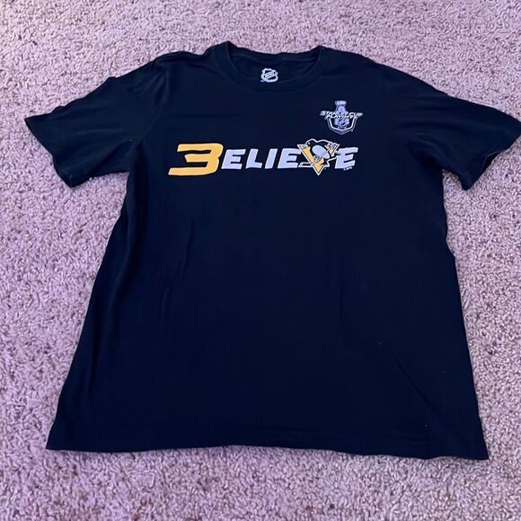 BOYS SIZE LARGE NHL PITTSBURGH PENGUINS SHIRT - Picture 1 of 8